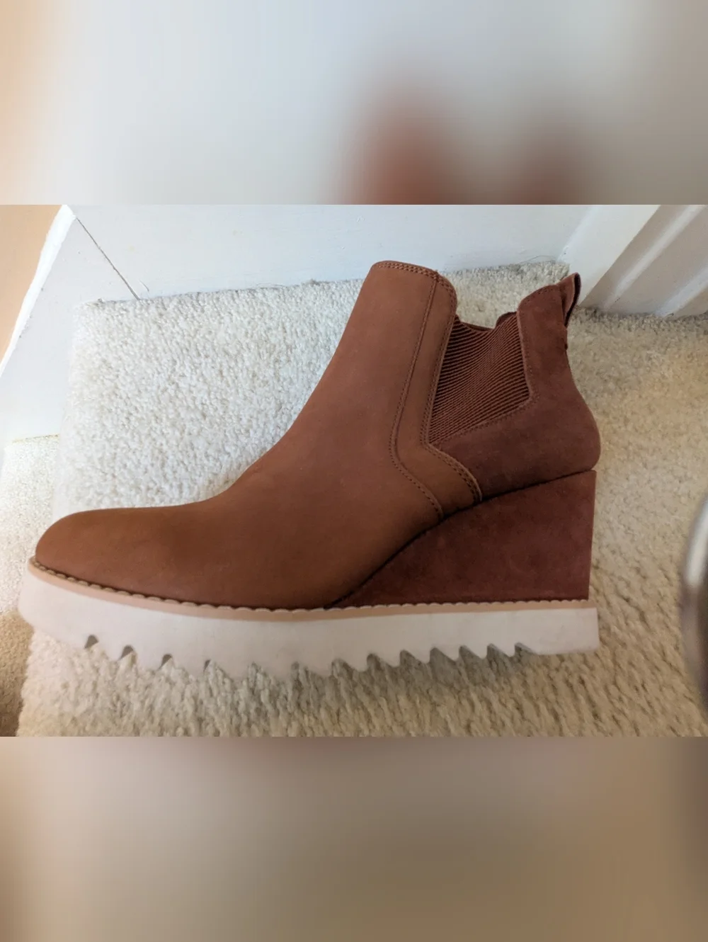 Toms Maggie Leather Lug Boots 10w NWOT - Picture 4 of 11